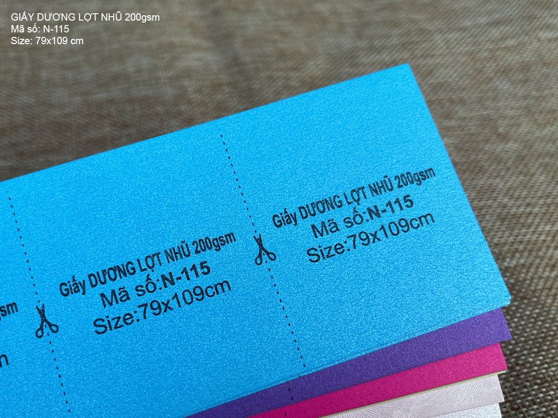 Giấy DƯƠNG LỢT NHŨ 200gsm (N-115)