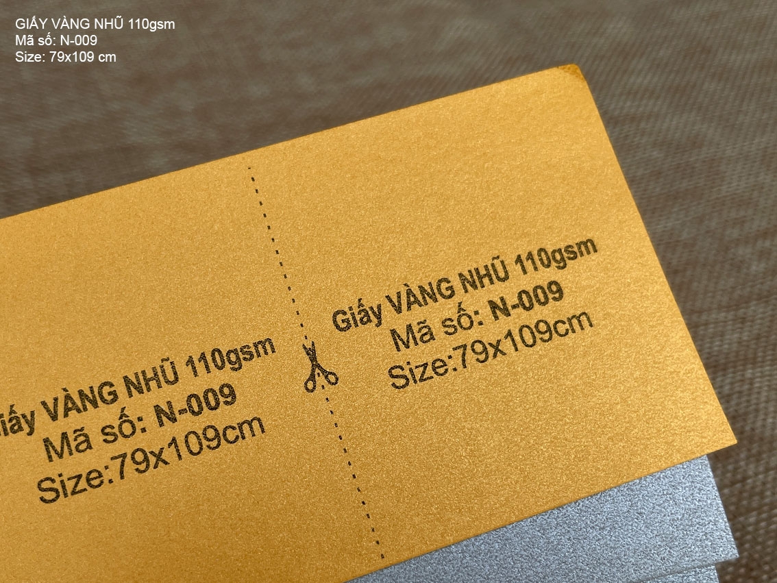 Giấy VÀNG NHŨ 110gsm (N-009)