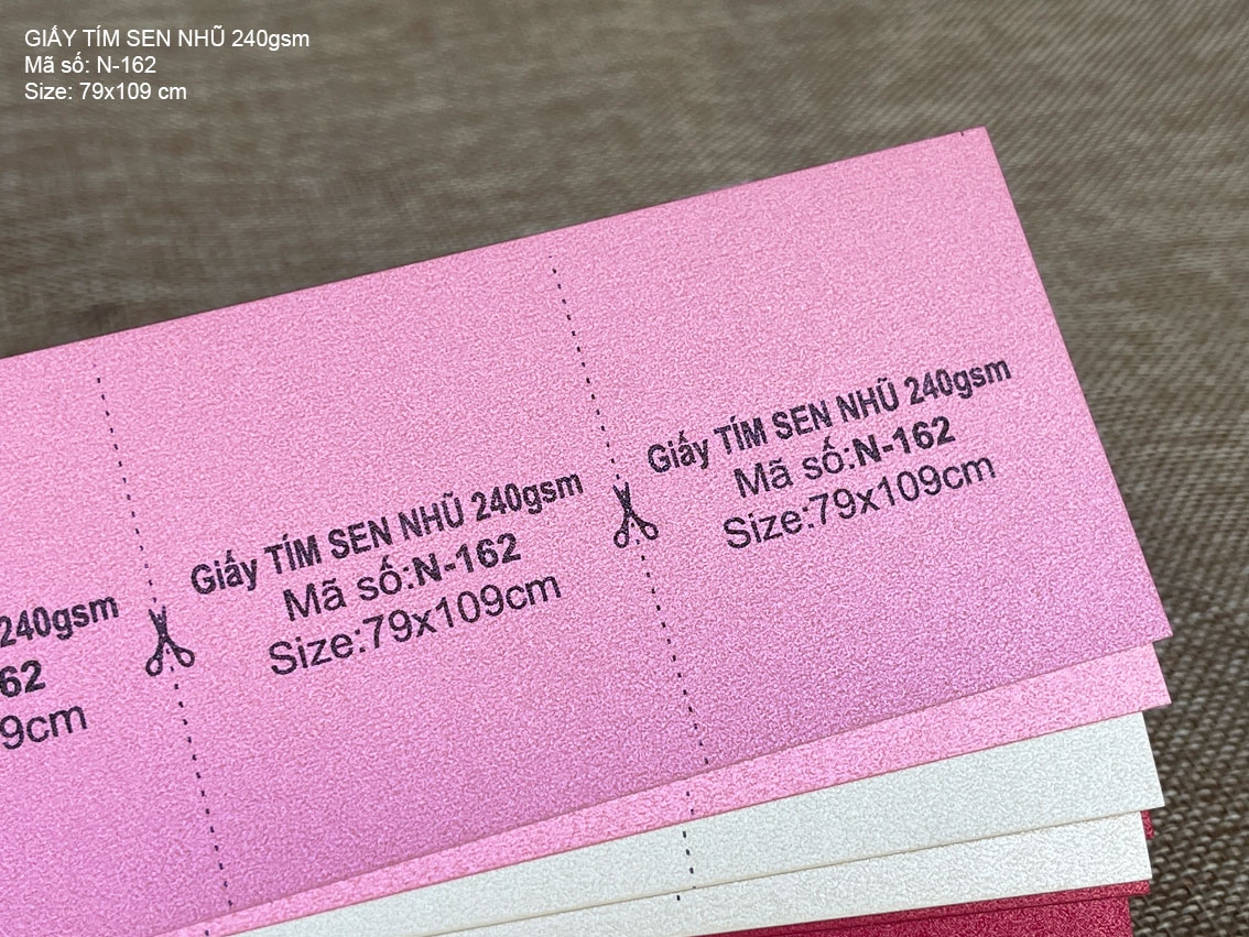 Giấy TÍM SEN NHŨ 240gsm (N-162)