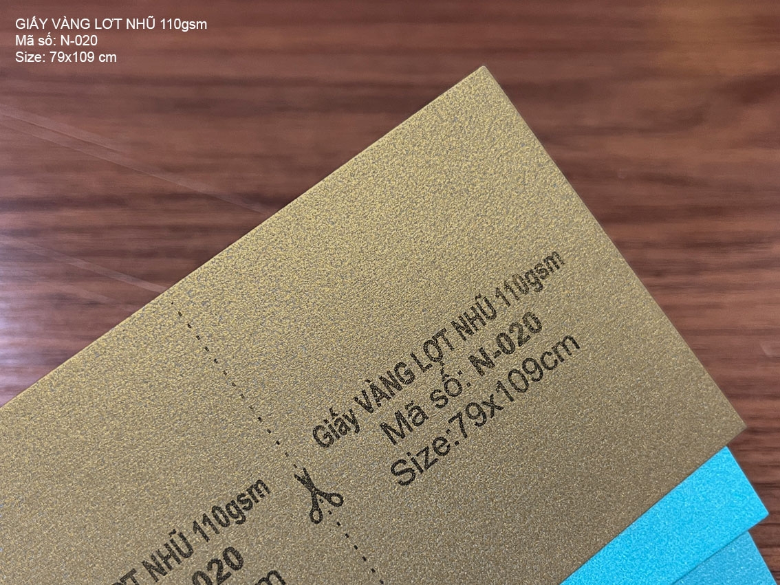 Giấy VÀNG LỢT NHŨ 110gsm (N-020)