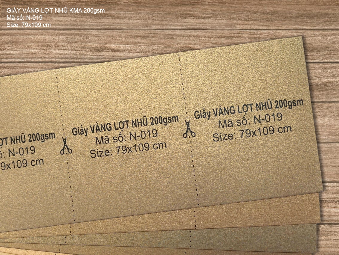 Giấy VÀNG LỢT NHŨ 200gsm (N-019)
