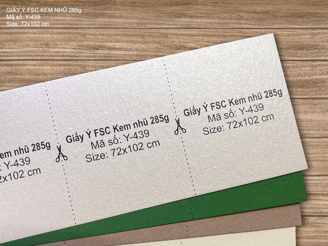 Giấy Ý FSC Kem nhũ 285g (Y-439)